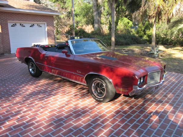 1972 Oldsmobile Cutlass Convertible - Highly optioned