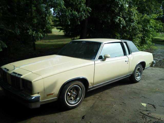  Oldsmobile Cutlass Supreme Brogham