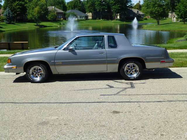 1987 Olds 442
